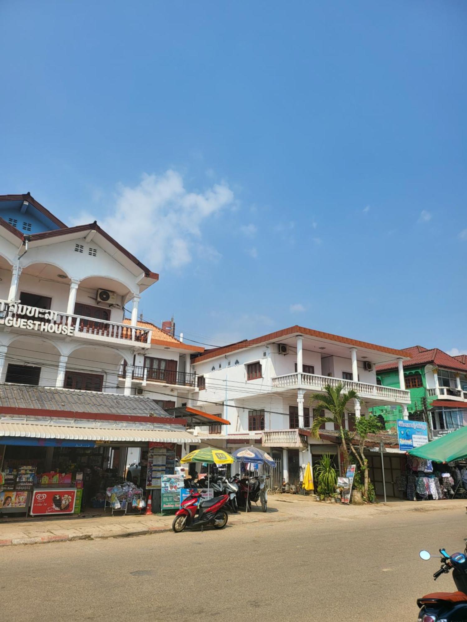 Vang Vieng Chanthala Hotel 1 المظهر الخارجي الصورة
